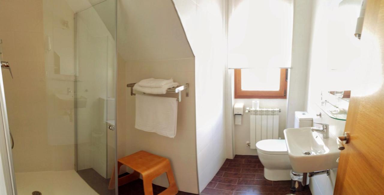 Hotel Dabeleira Luarca Eksteriør billede