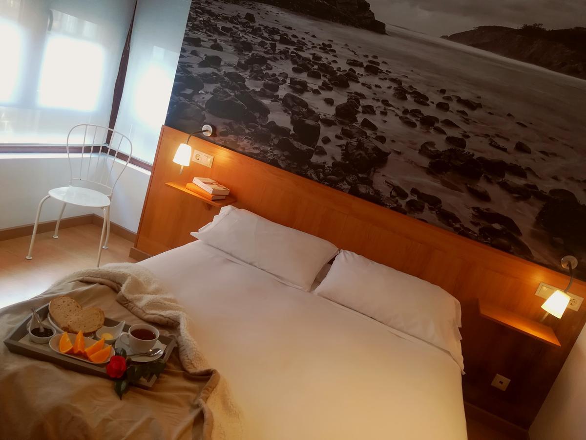 Hotel Dabeleira Luarca Eksteriør billede